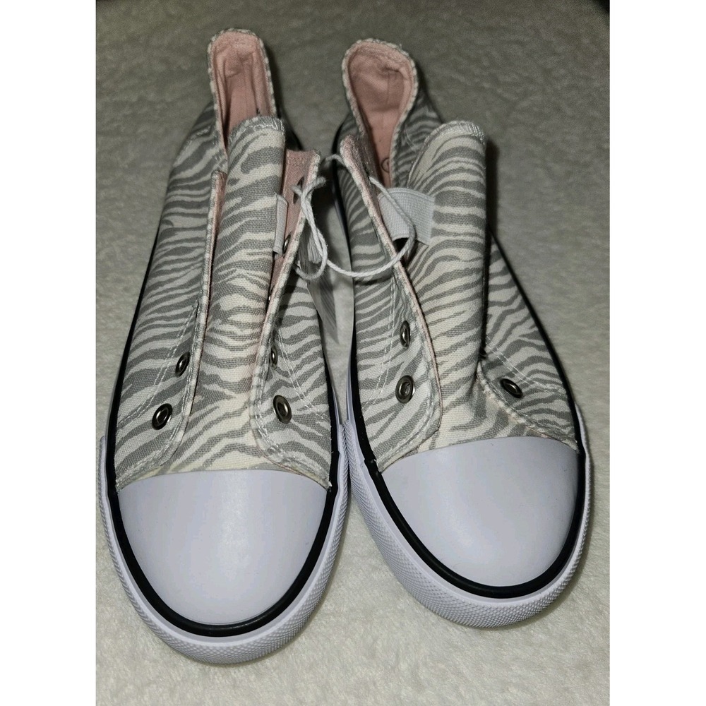 L&D  Children's Memory Foam Canvas Slip-Ons Sz 3 Animal Print Zebra Sneakers